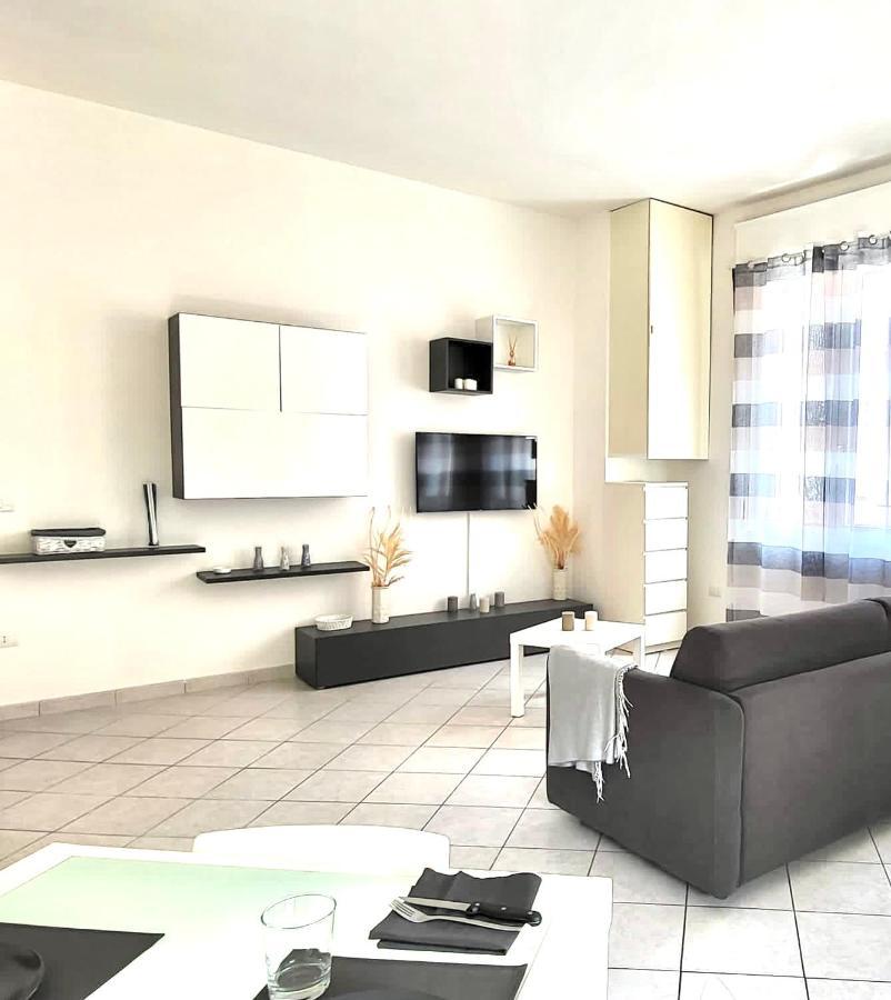 White Home Forli Centro Ngoại thất bức ảnh